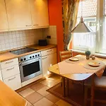 Σπίτι διακοπών Sued West Mit 2 Sz, Terrasse Und Balkon, Strandnah By Unsere Urlaubszeit Kellenhusen