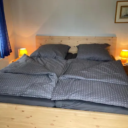 Sued West Mit 2 Sz, Terrasse Und Balkon, Strandnah By Unsere Urlaubszeit * 克伦胡森