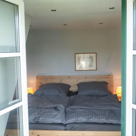 度假居 Sued West Mit 2 Sz, Terrasse Und Balkon, Strandnah By Unsere Urlaubszeit